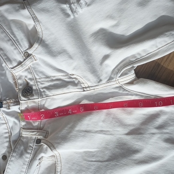 Cabi white deconstructed slim boyfriend jeans size 0 - Picture 9 of 10